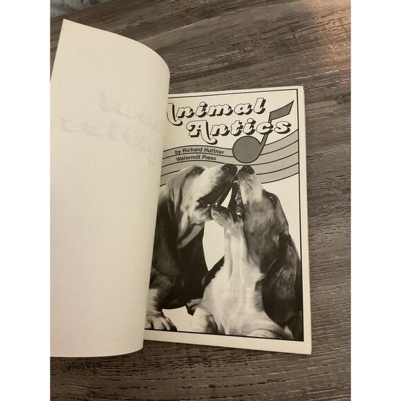 1981 Animal Antics by Watermill Press Softcover - Picture 6 of 7